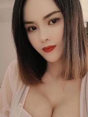 极品嫩妹性感小野猫