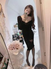 粉嫩黑丝骚货校花兼职00后