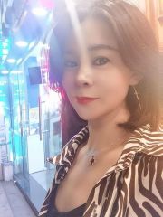 服务很骚的少妇