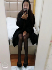 竞秀性感长腿黑丝骚妇