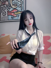 年轻性感长腿骚货口活很棒