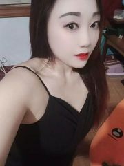 金水翘臀大奶小少妇