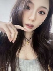 青岛乖巧配合哥哥每个动作