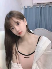 居家前凸后翘小姐姐