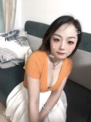 极品反差可爱白皙萌妹，可外出