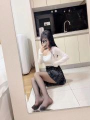 极品嫩妹水多会舔会吸