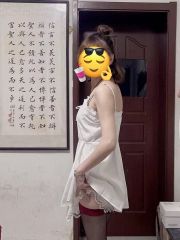 马台街丝足漂亮小姐姐